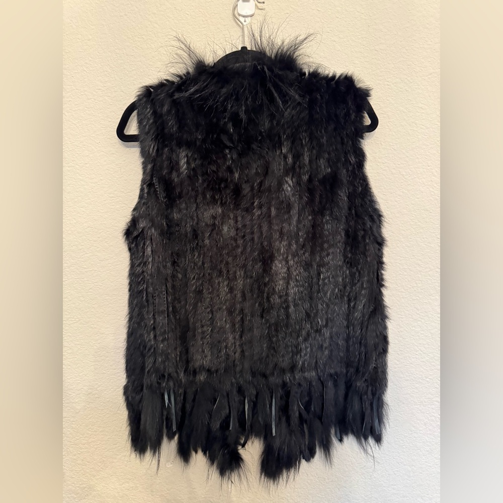 Black Rabbit Fur Vest - Picture 2 of 3